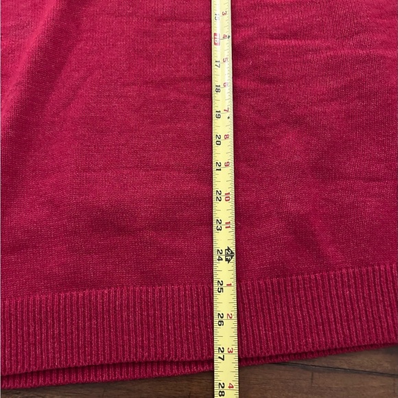 IZOD Men’s Premium Essentials Classic-Fit V-Neck Sweater Large Biking Red NEW - Picture 4 of 12